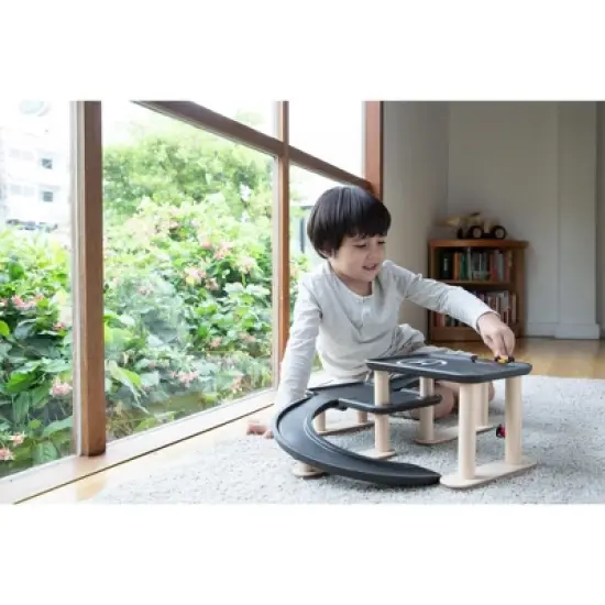 Plantoys| Race N Play Parking Garage image {3}