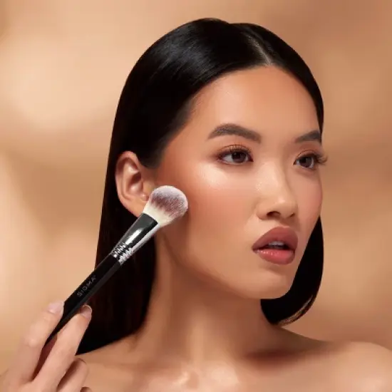 Sigma Beauty F11 Soft Sculpt Brush image {4}