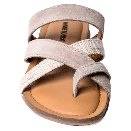 Minnetonka Women's  Faribee Sandals image {1}