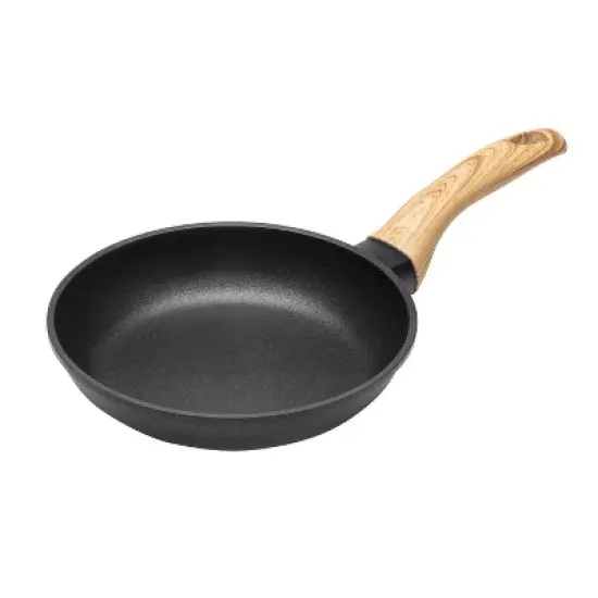 IRIS USA Non Stick Cast Aluminum Frying Pan Skillet with Soft Touch Handle image {12}