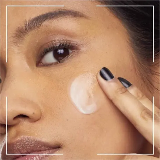 L'Oreal Paris Up to 24hr Lab Primer - Matte Setter - 1 fl oz image {3}