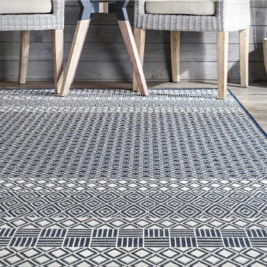 nuLOOM Tilly Striped Lattice Indoor/Outdoor Area Rug image {5}