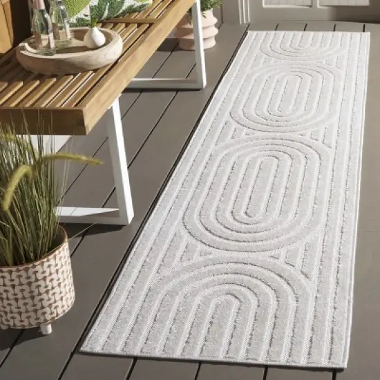 Stella STA115 Power Loomed Indoor/Outdoor Rug - Safavieh image {1}