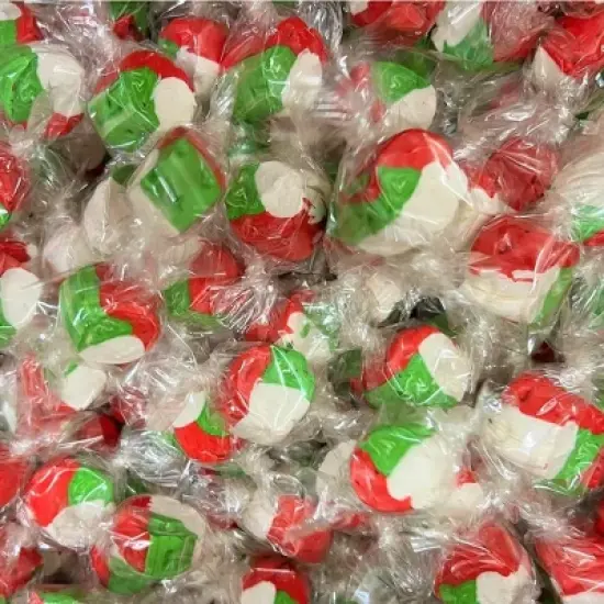 Christmas Peppermint Taffy Chews by It's Delish image {8}