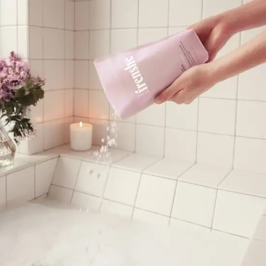 Being Frenshe Revitalizing and Hydrating Bath Soak with Coconut Milk & Gardenia Solar Fleur Floral - 8oz image {3}