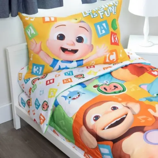 Toddler CoComelon Reversible Bedding Set image {7}