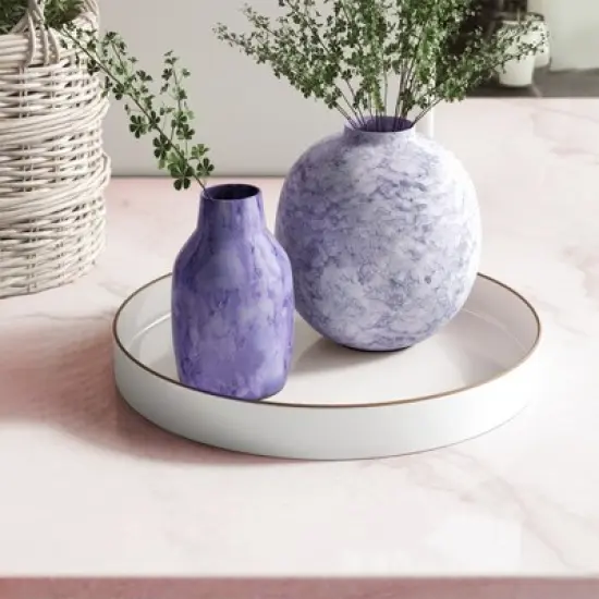 Royal Hampton Round Tray, Gold Accented Trims image {4}