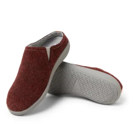 Dearfoams Women's Gianna Oblique Toe Indoor/Outdoor Sneaker image {1}