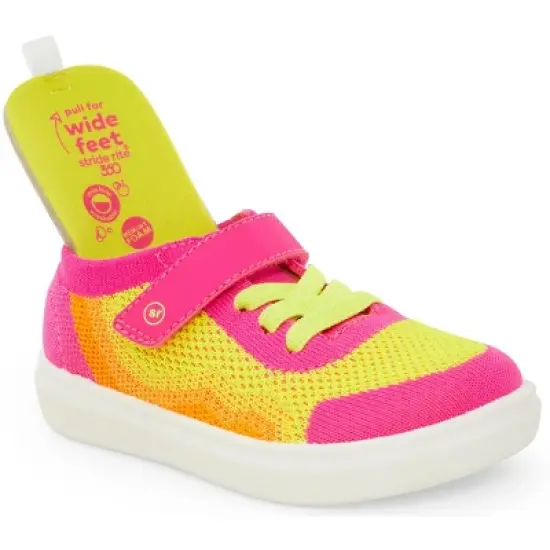 Stride Rite 360 Kids Unisex Aseel Sneaker | Hot Pink image {2}