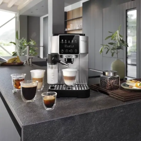 De'Longhi Magnifica Start Automatic Coffee Espresso Machine with Milk Frother image {6}