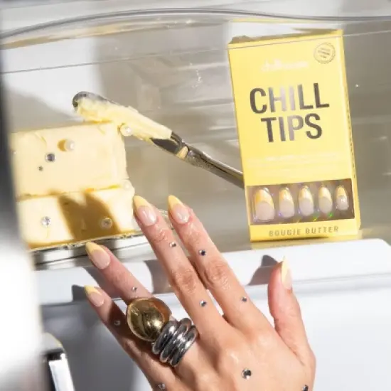 Chillhouse Chill Tips Fake Nails - Classics Collection - Bougie Butter - 24ct image {6}