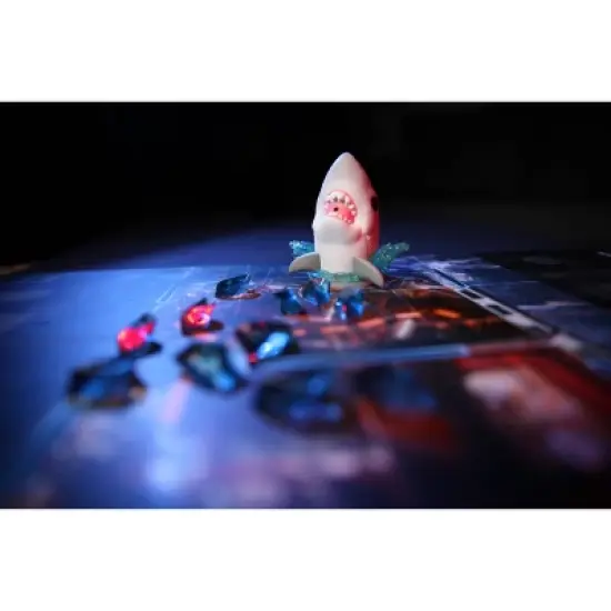 Funko JAWS Funko POP Funkoverse Strategy Game | Chase image {2}