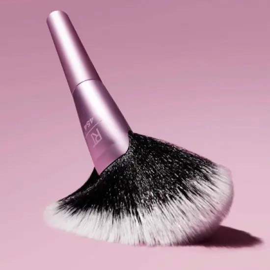 Real Techniques Extra Big Finishing Makeup Brush image {5}