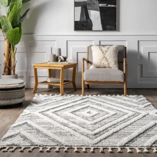 nuLOOM Fleur Geometric High/Low Tassel Area Rug image {7}