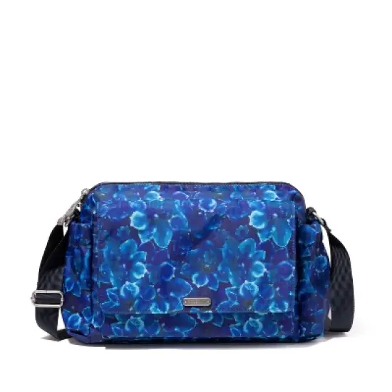 baggallini Daily Machine Wash Messenger Bag image {8}