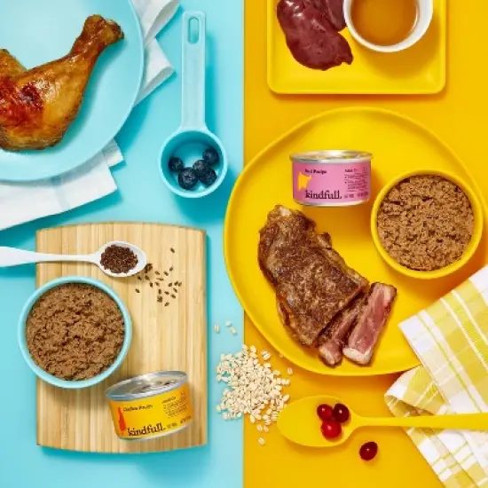 Chicken and Beef Pate Variety Pack Wet Cat Food - Kindfull&trade; 36oz/12ct image {1}