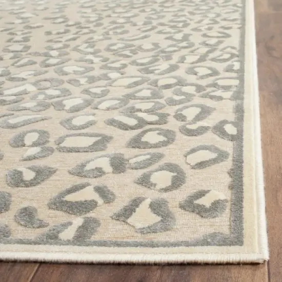 Paradise PAR84 Power Loomed Area Rug - Safavieh image {1}