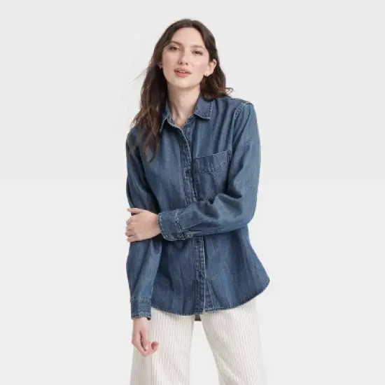 Women's Relaxed Fit Denim Button-Down Shirt - Universal Thread&trade; image {3}