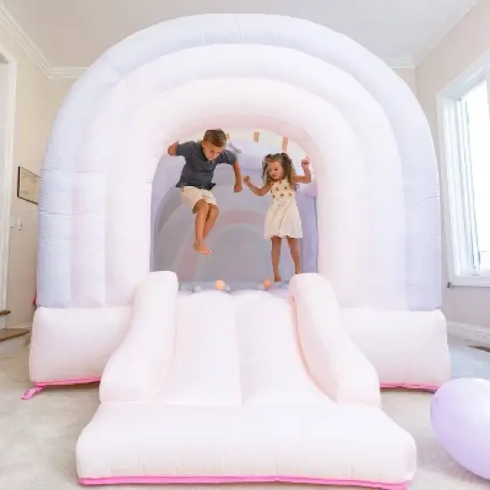 Bounceland Day-Dreamer Cotton Candy Bounce House - Pink image {2}