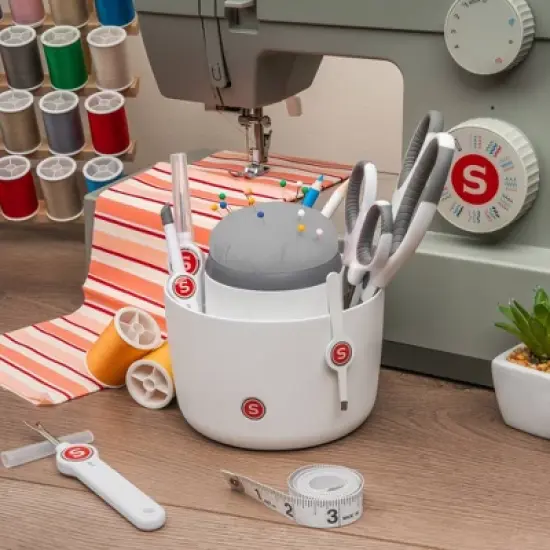 Singer Pin and Tool Caddy image {10}