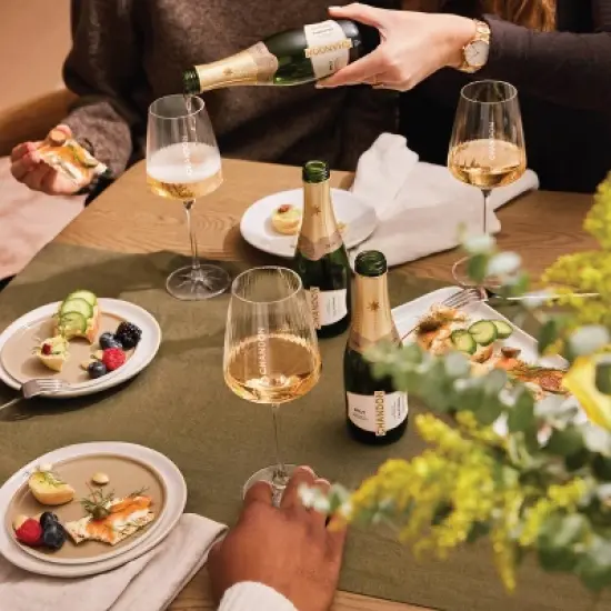 Chandon Brut Sparkling Wine - 3pk/187ml Bottles image {4}
