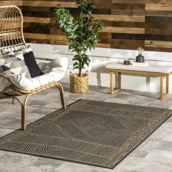 nuLOOM Myrna Geometric Indoor/Outdoor Patio Area Rug image {1}