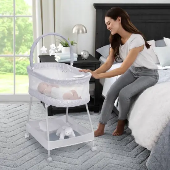 Delta Children Curve Bassinet - White and Gray image {1}