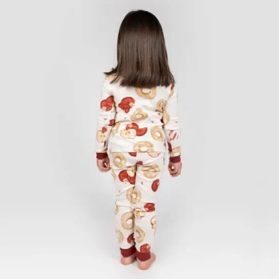 Burt's Bees Baby&reg; Girls' 2pc Pajama Set image {3}