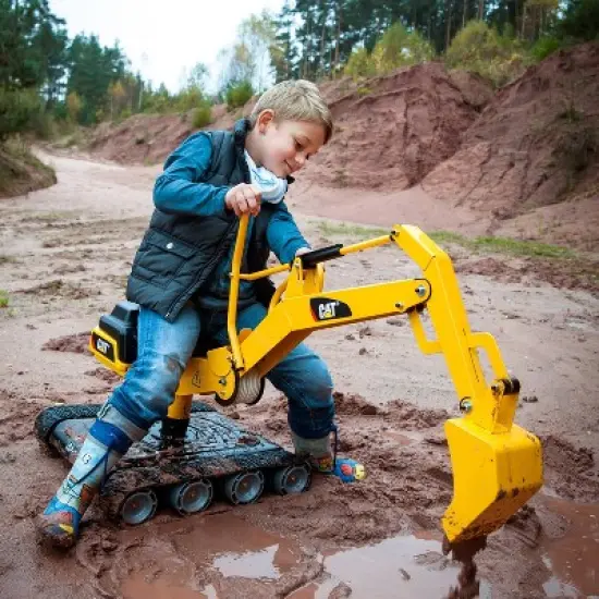Caterpillar Metal Digger Ride-On image {2}
