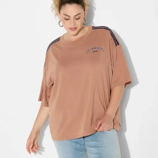 Women's LA Oversized Short Sleeve Graphic T-Shirt - Brown image {4}