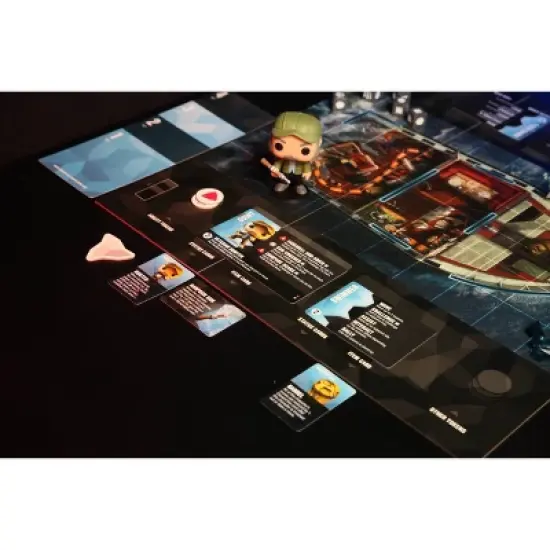 Funko JAWS Funko POP Funkoverse Strategy Game | Chase image {7}