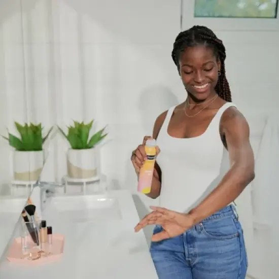 Neutrogena Invisible Daily Defense Sunscreen Spray - SPF 60 - 5oz image {5}