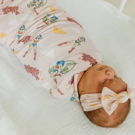 Copper Pearl Knit Swaddle Blanket - Wonder Woman image {5}