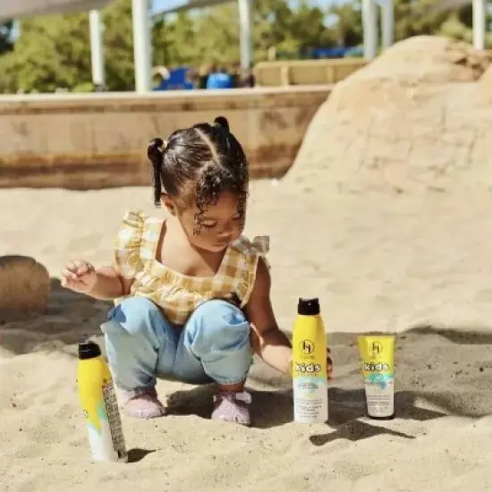 Black Girl Sunscreen Kids' Spray & Play Sunscreen - SPF 50 - 6oz image {3}