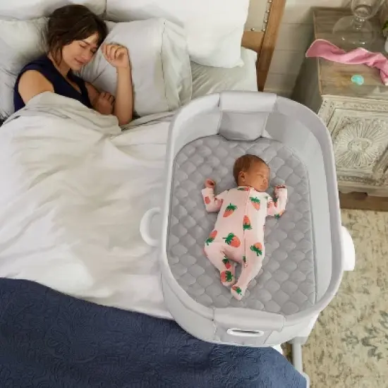 Graco Dream More Deluxe Bedside Bassinet with Calming Motion image {4}