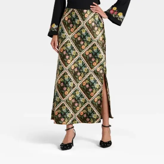 Latino Heritage Month Women's Maxi Skirt - Black Floral image {4}