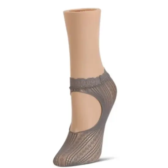 Memoi Women's Du-O Net Delicate Lace Loafer Socks image {4}