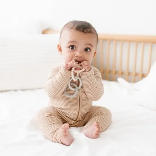 Ryan & Rose Cutie Clinks Teether - Neutral image {1}