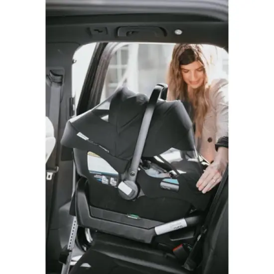 Bugaboo Turtle Base x Nuna - Easy Install Additional Infant Car Seat Base - Black image {4}