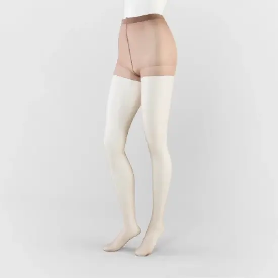 Hanes Premium Women's Perfect Nudes Control Top Silky Ultra Sheer Pantyhose image {1}