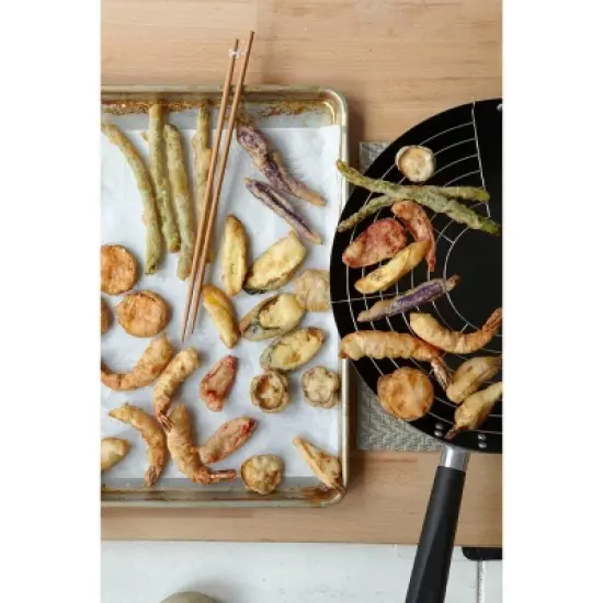 IMUSA 14" Coated Wok with Bakelite Handle image {3}