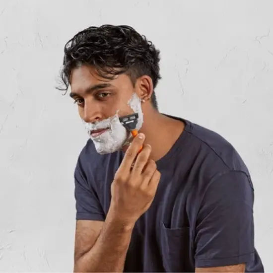 Harry's Truman Shaving Kit for Men with Razor Handle, 3 Cartridges, and Shave Gel - Orange image {7}