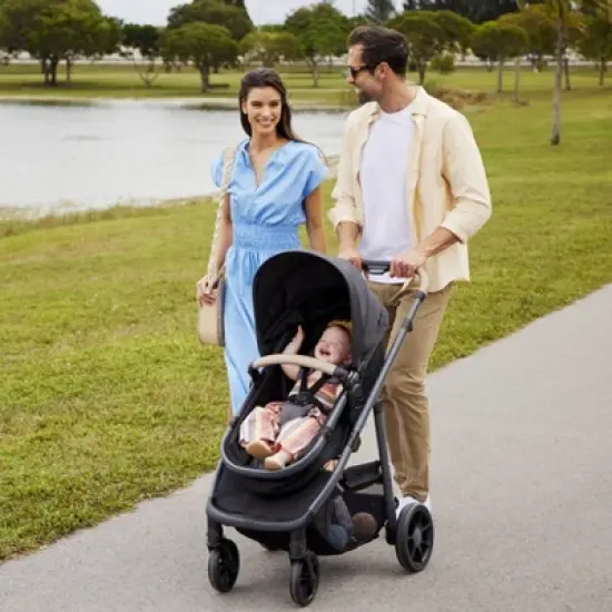 Safety 1st on Board Slide 6-in-1 Travel System with Safety Slide Base - Gray image {12}