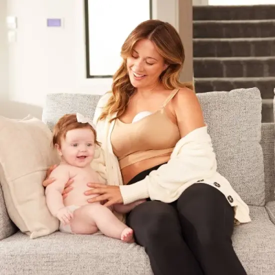 Momcozy M5 Hands-Free Wearable Electric Breast Pump Set image {9}