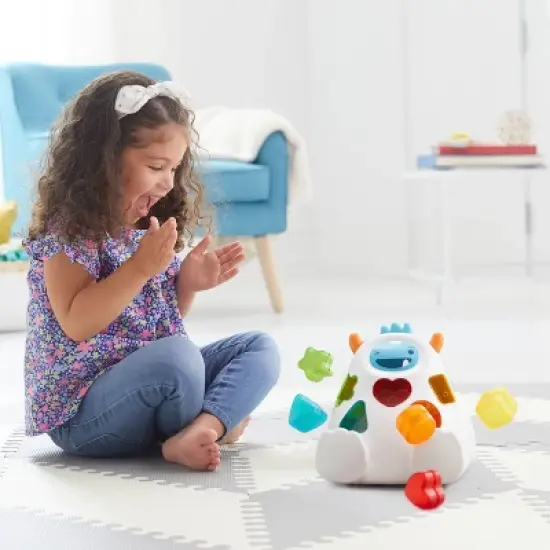 Skip Hop Explore & More Shape Sort & Spin Yeti Toy image {2}