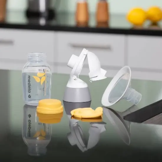 Medela Swing Maxi Double Electric Breast Pump image {6}