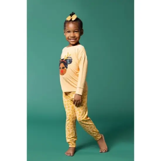 Elle Olivia Toddler Girls' 2pc Reindeer Pajama Set - Tan image {4}