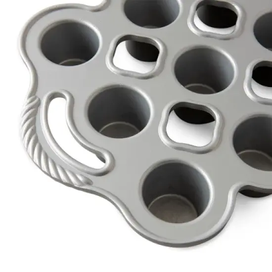 Nordic Ware Petite Popover Pan image {3}
