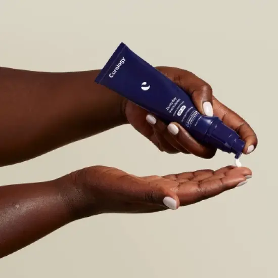 Curology Everyday Sunscreen for Face - SPF 30 - 2.02 fl oz image {3}