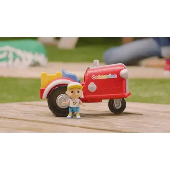 CoComelon Musical Tractor image {5}